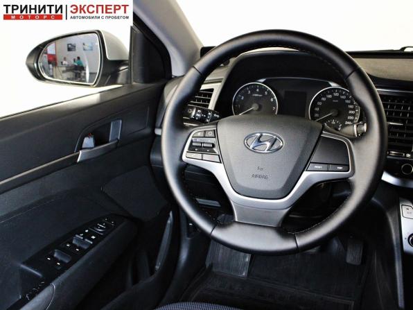 Hyundai Elantra VI (AD) с пробегом 2017 года, цена 1 347 000 рублей, 167314 км, седан, Автокод Объявления