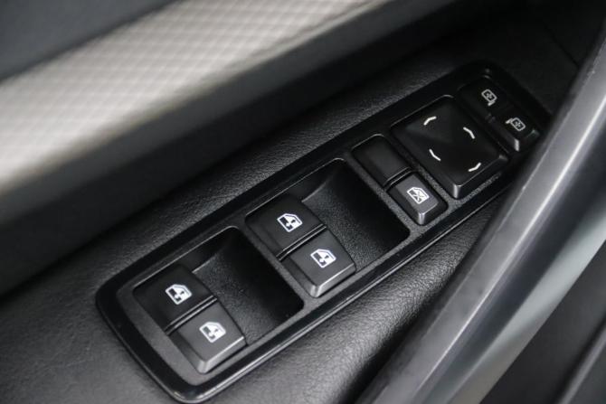 Lada (ВАЗ) Vesta I Рестайлинг (NG) с пробегом 2023 года, цена 1 195 025 рублей, 51748 км, седан, Автокод Объявления