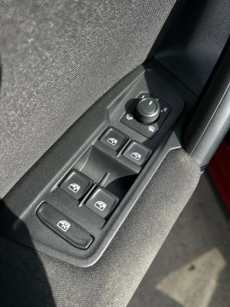 Volkswagen Tiguan II Рестайлинг с пробегом 2021 года, цена 3 300 000 рублей, 63900 км, внедорожник, Автокод Объявления