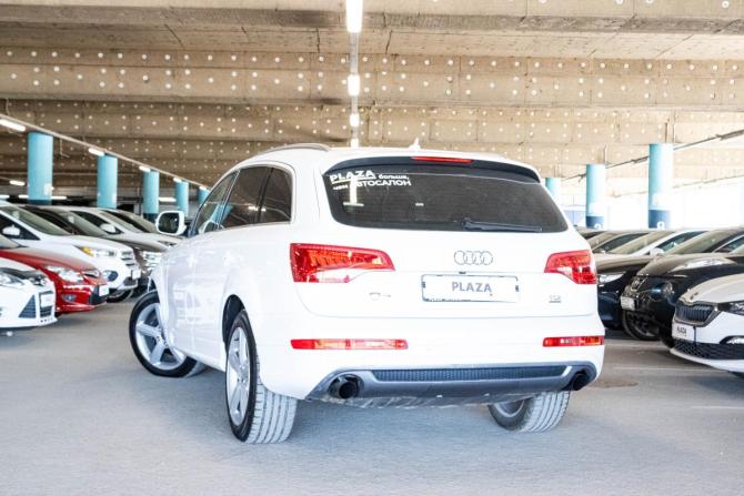 Audi Q7 I (4L) Рестайлинг с пробегом 2010 года, цена 1 499 000 рублей, 230537 км, внедорожник, Автокод Объявления