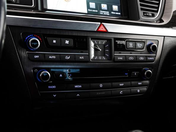 Hyundai Genesis II с пробегом 2016 года, цена 1 999 000 рублей, 105682 км, седан, Автокод Объявления