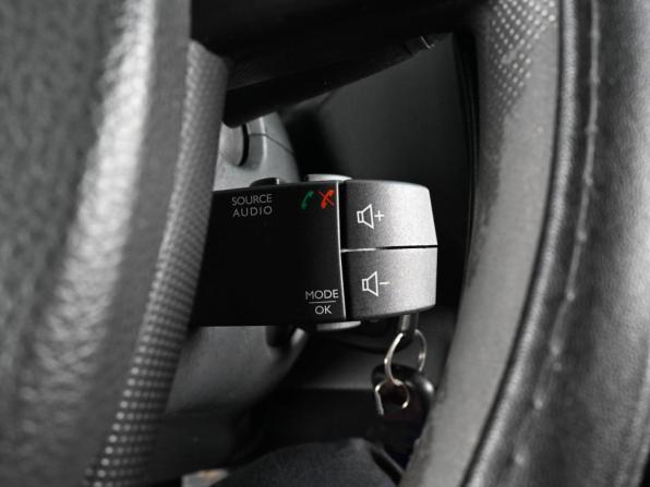 Renault Duster I Рестайлинг с пробегом 2016 года, цена 929 000 рублей, 248809 км, внедорожник, Автокод Объявления