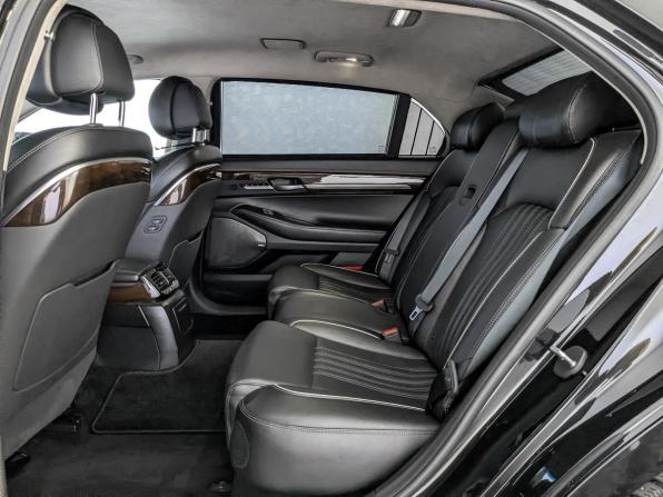 Genesis G90 I с пробегом 2018 года, цена 2 960 000 рублей, 101888 км, седан, Автокод Объявления