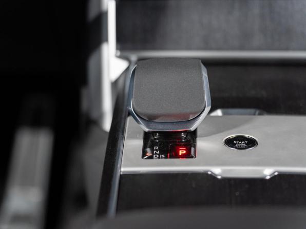 Новый Land Rover Range Rover V 2026 года, цена 25 990 000 рублей, внедорожник, Автокод Объявления