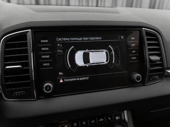 Skoda Karoq I с пробегом 2020 года, цена 2 470 000 рублей, 90053 км, внедорожник, Автокод Объявления