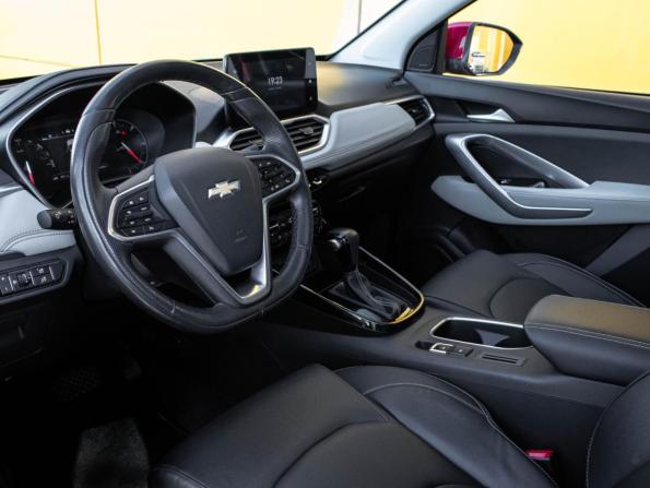 Chevrolet Captiva II с пробегом 2022 года, цена 2 199 000 рублей, 53100 км, внедорожник, Автокод Объявления