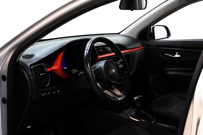 Kia Rio IV Рестайлинг с пробегом 2021 года, цена 1 797 000 рублей, 48000 км, хэтчбек, Автокод Объявления