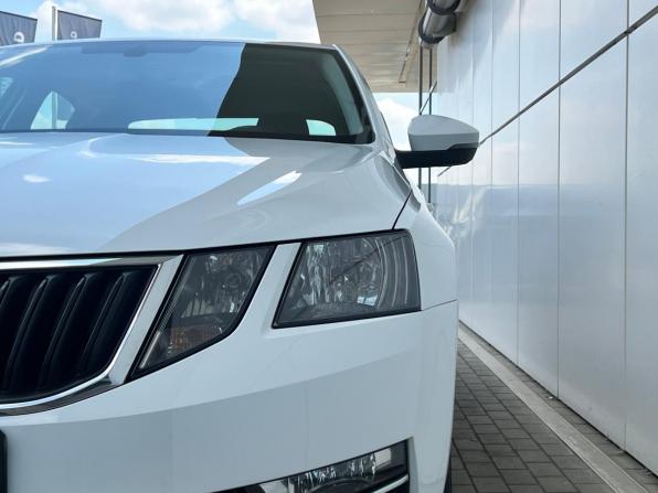 Skoda Octavia III (A7) Рестайлинг с пробегом 2018 года, цена 1 690 000 рублей, 101731 км, лифтбек, Автокод Объявления