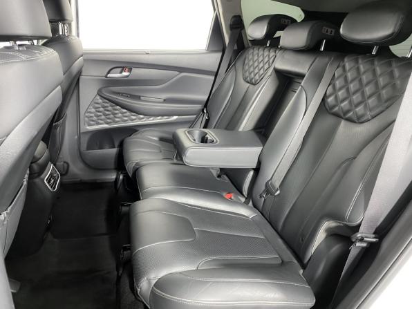 Hyundai Santa Fe IV Рестайлинг с пробегом 2021 года, цена 2 993 000 рублей, 172115 км, внедорожник, Автокод Объявления
