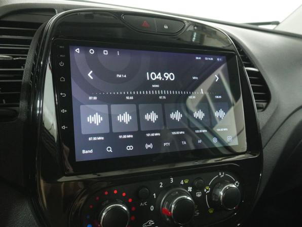 Renault Kaptur I с пробегом 2018 года, цена 974 000 рублей, 113053 км, внедорожник, Автокод Объявления