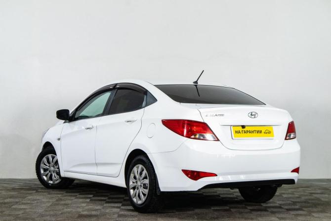 Hyundai Solaris I Рестайлинг с пробегом 2016 года, цена 1 119 000 рублей, 153500 км, седан, Автокод Объявления