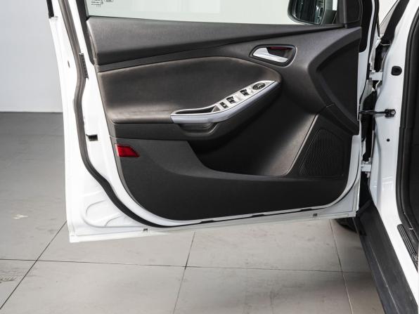 Ford Focus III с пробегом 2013 года, цена 929 000 рублей, 197889 км, хэтчбек, Автокод Объявления