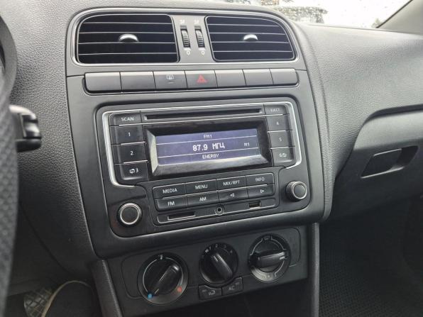 Volkswagen Polo V с пробегом 2014 года, цена 679 000 рублей, 217411 км, седан, Автокод Объявления