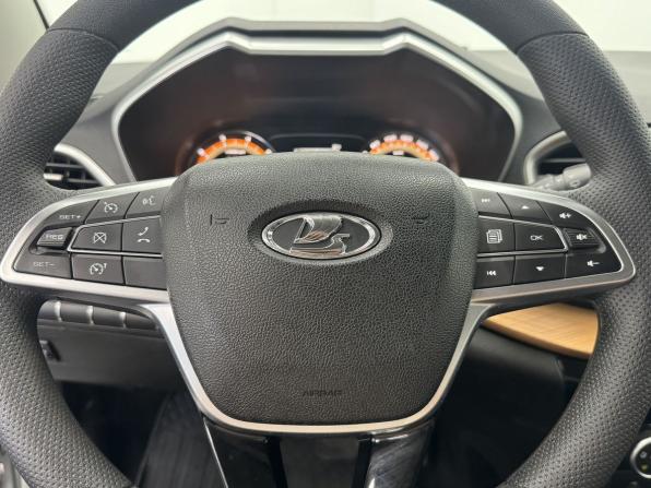 Lada (ВАЗ) Vesta I Рестайлинг (NG) с пробегом 2024 года, цена 1 279 000 рублей, 84811 км, универсал, Автокод Объявления