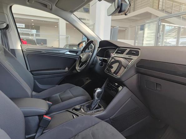 Volkswagen Tiguan II Рестайлинг с пробегом 2021 года, цена 3 350 000 рублей, 89761 км, внедорожник, Автокод Объявления