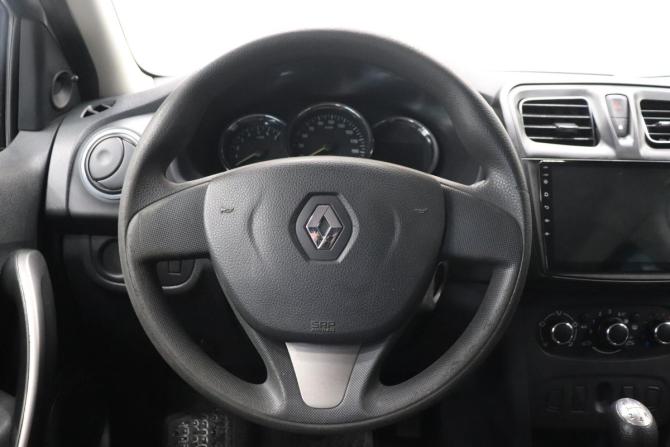 Renault Logan II с пробегом 2015 года, цена 677 000 рублей, 141820 км, седан, Автокод Объявления