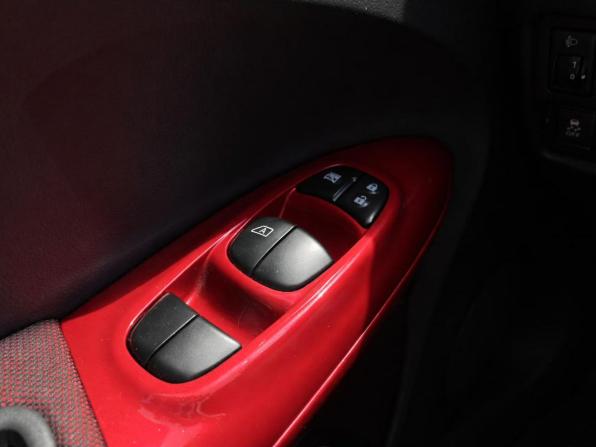 Nissan Juke I с пробегом 2011 года, цена 1 217 000 рублей, 65404 км, внедорожник, Автокод Объявления
