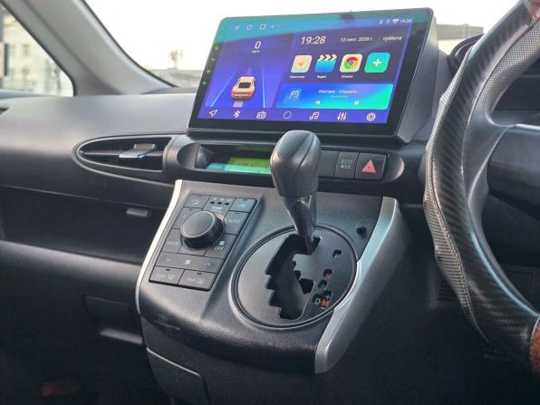 Toyota Wish II с пробегом 2010 года, цена 999 000 рублей, 267329 км, минивэн, Автокод Объявления