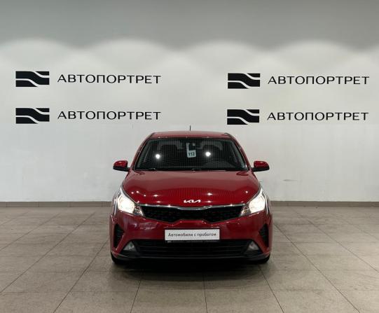 Kia Rio IV Рестайлинг с пробегом 2021 года, цена 1 599 000 рублей, 68735 км, седан, Автокод Объявления