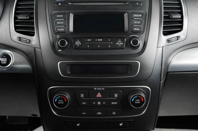 Kia Sorento II Рестайлинг с пробегом 2014 года, цена 1 749 000 рублей, 165516 км, внедорожник, Автокод Объявления