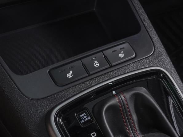 Kia Rio IV Рестайлинг с пробегом 2022 года, цена 2 130 000 рублей, 29602 км, хэтчбек, Автокод Объявления