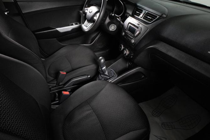 Kia Rio III с пробегом 2013 года, цена 819 000 рублей, 166000 км, хэтчбек, Автокод Объявления