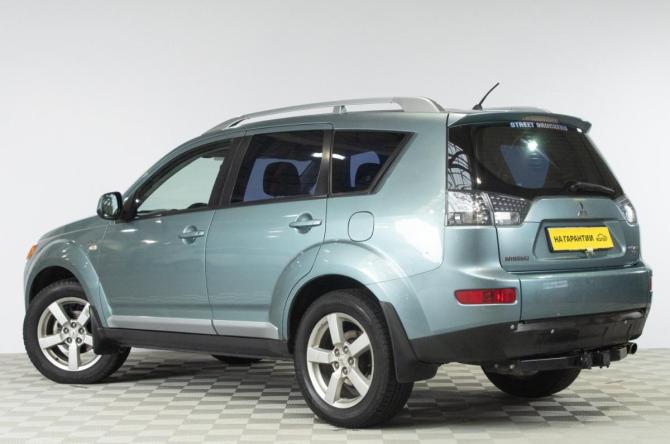 Mitsubishi Outlander II с пробегом 2006 года, цена 1 199 000 рублей, 293000 км, внедорожник, Автокод Объявления