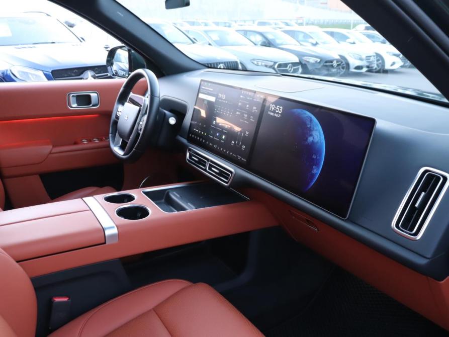 Li Auto (Lixiang) L9 I Москва  - изображение 9
