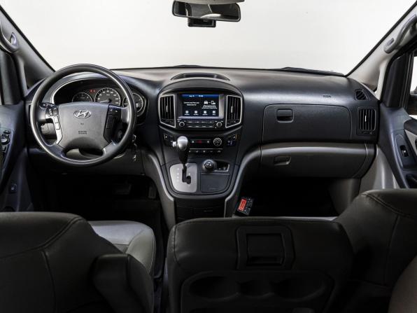 Hyundai Grand Starex I Рестайлинг 2 с пробегом 2020 года, цена 2 659 000 рублей, 165568 км, минивэн, Автокод Объявления