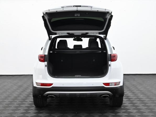 Kia Sportage IV с пробегом 2016 года, цена 1 699 000 рублей, 176000 км, внедорожник, Автокод Объявления