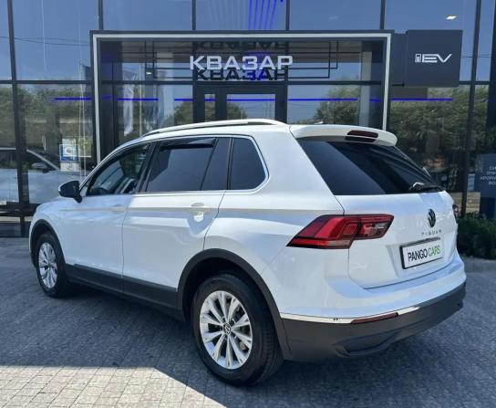 Volkswagen Tiguan II Рестайлинг с пробегом 2021 года, цена 2 699 000 рублей, 83000 км, внедорожник, Автокод Объявления