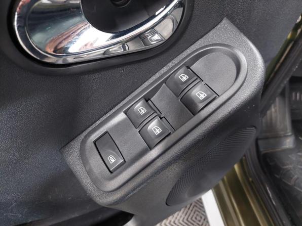 Renault Duster I Рестайлинг с пробегом 2015 года, цена 1 150 000 рублей, 132500 км, внедорожник, Автокод Объявления