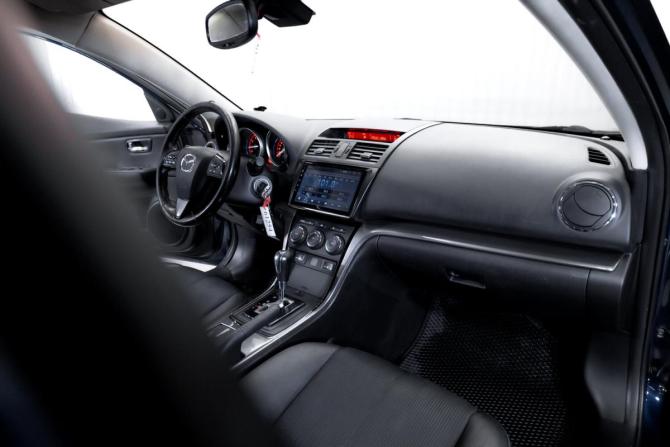 Mazda 6 II (GH) Рестайлинг с пробегом 2011 года, цена 979 000 рублей, 240729 км, седан, Автокод Объявления