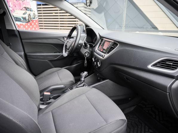 Hyundai Solaris II с пробегом 2018 года, цена 1 198 000 рублей, 146548 км, седан, Автокод Объявления