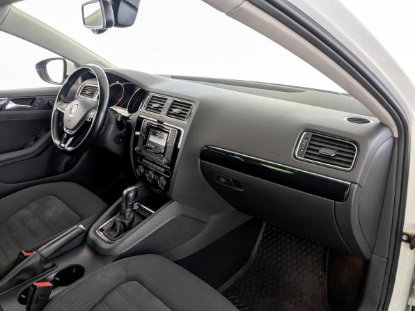 Volkswagen Jetta VI Рестайлинг с пробегом 2016 года, цена 1 465 000 рублей, 81427 км, седан, Автокод Объявления