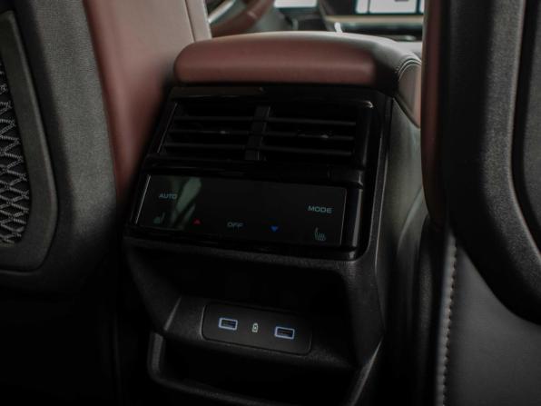 Geely Monjaro I с пробегом 2022 года, цена 3 100 000 рублей, 18600 км, внедорожник, Автокод Объявления