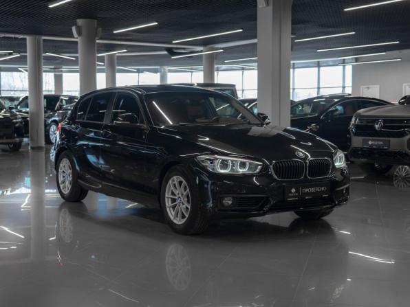 BMW 1 серии II (F20/F21) Рестайлинг 2 с пробегом 2017 года, цена 1 780 000 рублей, 90738 км, хэтчбек, Автокод Объявления