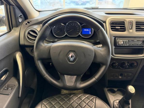 Renault Logan II с пробегом 2017 года, цена 480 000 рублей, 179152 км, седан, Автокод Объявления