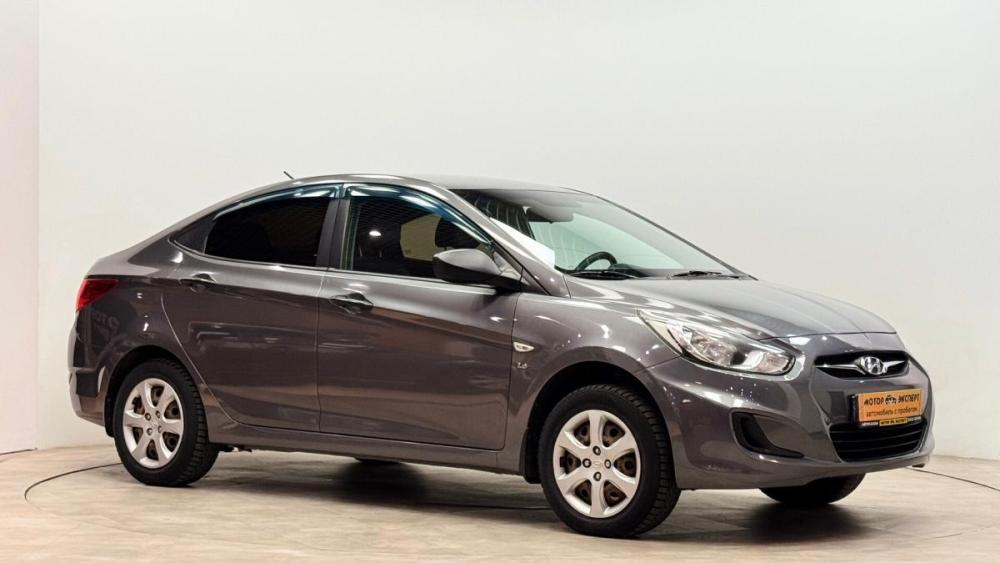 Hyundai Solaris I Киров  - изображение 6