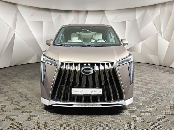 GAC M8 с пробегом 2024 года, цена 4 300 000 рублей, 65734 км, минивэн, Автокод Объявления