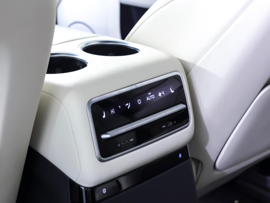 Li Auto (Lixiang) L9 I Москва  - изображение 14