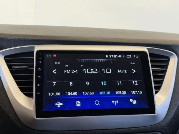 Hyundai Solaris II с пробегом 2019 года, цена 1 210 000 рублей, 138000 км, седан, Автокод Объявления