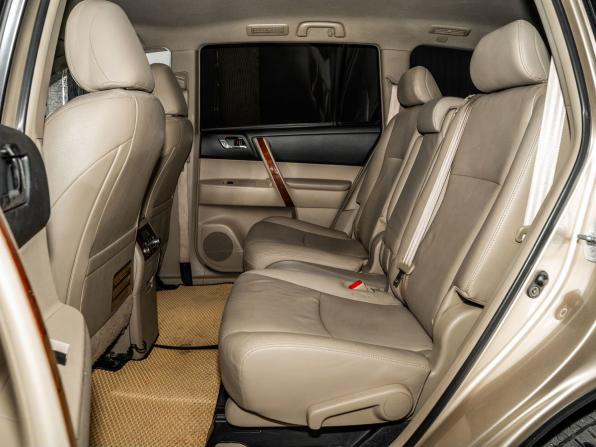 Toyota Highlander II (XU40) Рестайлинг с пробегом 2012 года, цена 2 029 500 рублей, 164351 км, внедорожник, Автокод Объявления