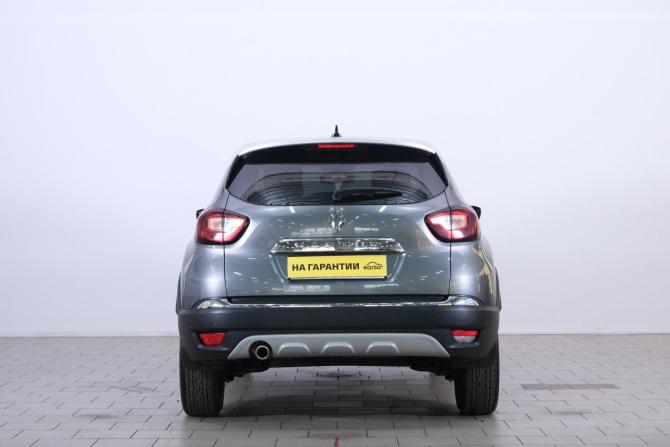 Renault Kaptur I Рестайлинг с пробегом 2021 года, цена 2 119 000 рублей, 37000 км, внедорожник, Автокод Объявления