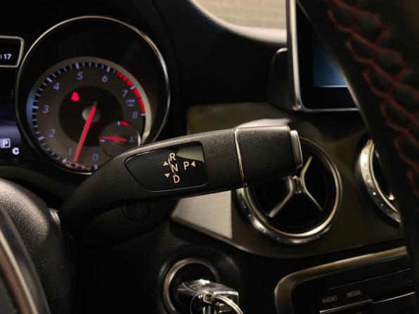 Mercedes-Benz GLA I (X156) с пробегом 2016 года, цена 2 000 000 рублей, 221782 км, внедорожник, Автокод Объявления