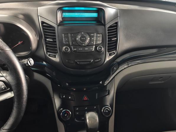 Chevrolet Orlando I с пробегом 2012 года, цена 940 000 рублей, 242200 км, компактвэн, Автокод Объявления
