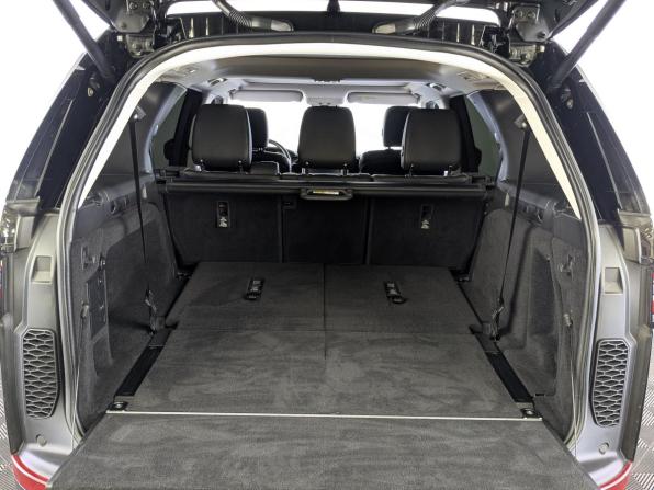 Land Rover Discovery V с пробегом 2017 года, цена 3 770 000 рублей, 95690 км, внедорожник, Автокод Объявления