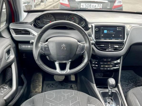 Peugeot 2008 I Рестайлинг с пробегом 2018 года, цена 1 485 000 рублей, 83400 км, внедорожник, Автокод Объявления