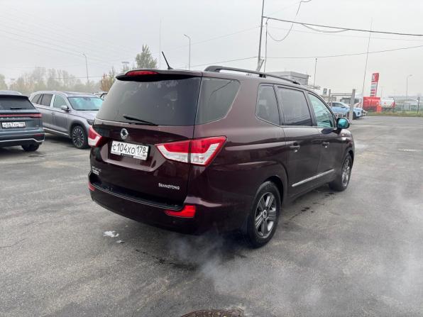SsangYong Stavic с пробегом 2014 года, цена 1 299 000 рублей, 246000 км, минивэн, Автокод Объявления