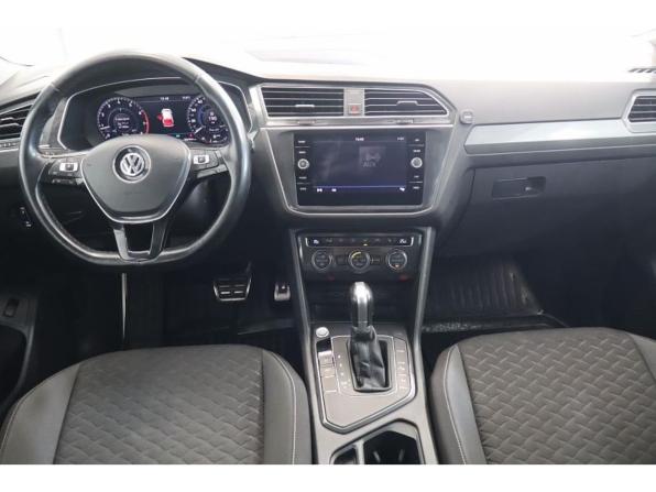 Volkswagen Tiguan II с пробегом 2018 года, цена 2 052 000 рублей, 186961 км, внедорожник, Автокод Объявления